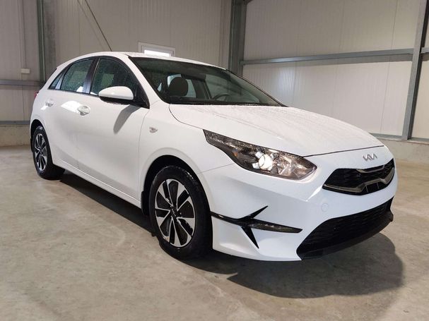 Kia Ceed 1.0 T-GDi 74 kW image number 2