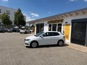 Car image 29
