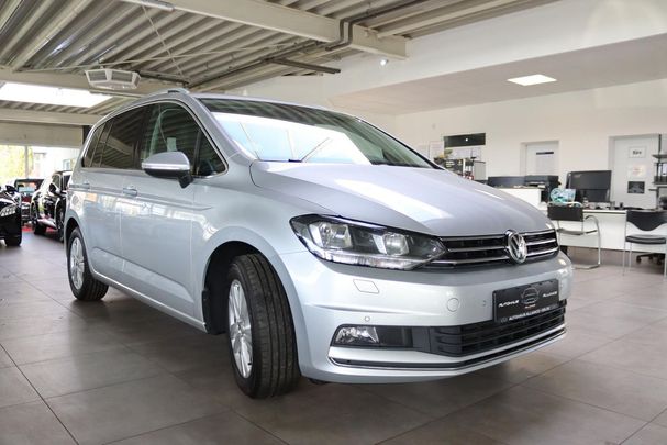 Volkswagen Touran 2.0 TDI Highline DSG 110 kW image number 2