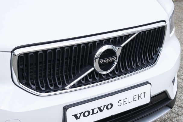 Volvo XC40 T2 Momentum 95 kW image number 14