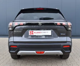 Car image 3