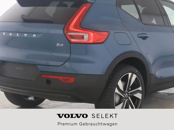 Volvo XC40 Dark Ultimate 145 kW image number 4