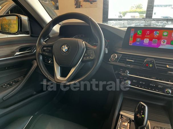 BMW 520d Touring 140 kW image number 17