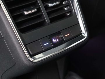 Car image 38