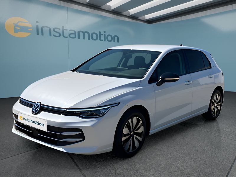 Volkswagen Golf 8 2.0