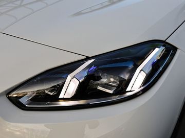 Car image 28