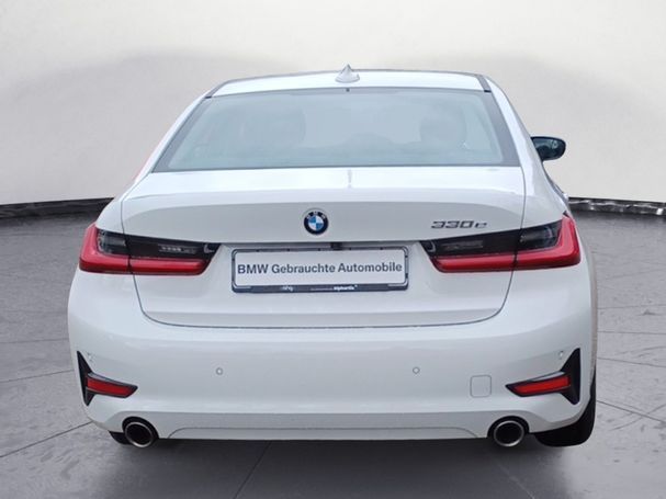 BMW 330 Advantage 185 kW image number 6