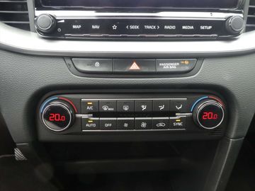 Car image 35