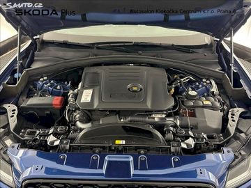 Car image 35