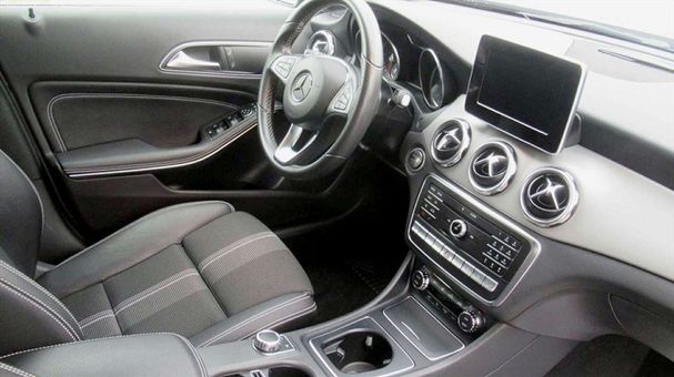 Mercedes-Benz GLA 220 4Matic 135 kW image number 4