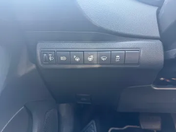 Car image 29