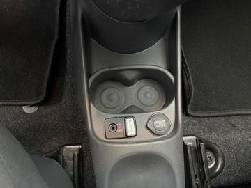 Car image 31