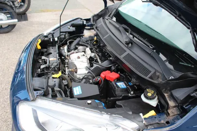 Car image 38