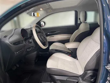 Car image 16