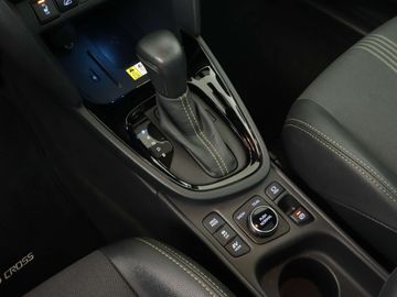 Car image 12