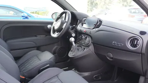 Car image 25