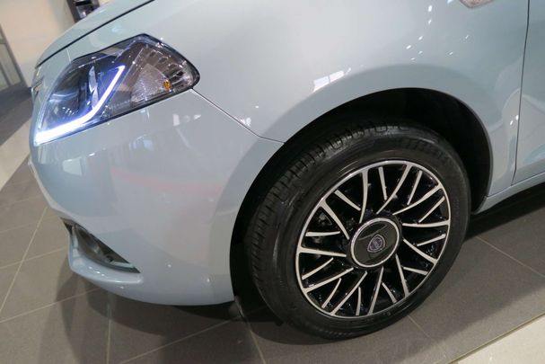 Lancia Ypsilon 51 kW image number 15