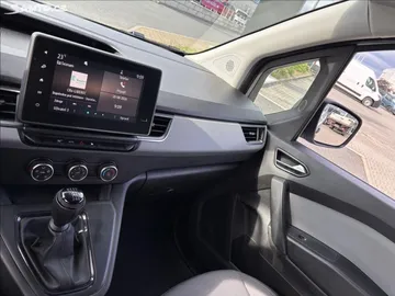Car image 33