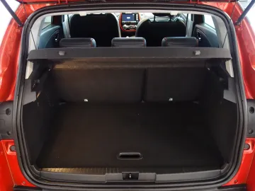 Car image 46