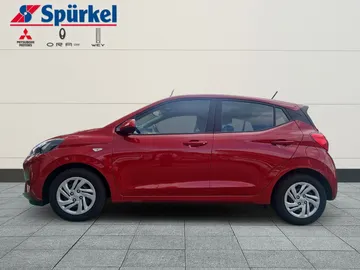Car image 4