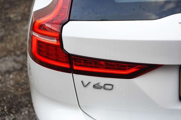 Volvo V60 B3 Plus 120 kW image number 8