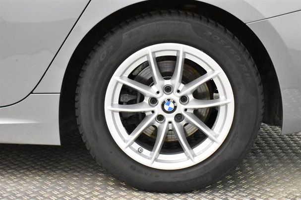 BMW 320i Touring 135 kW image number 8