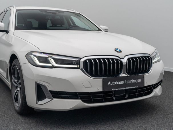 BMW 530 Touring Luxury Line 215 kW image number 21