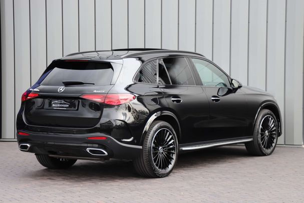 Mercedes-Benz GLC 300 e AMG 230 kW image number 3