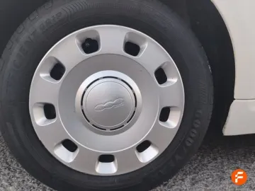Car image 20
