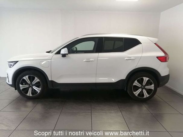 Volvo XC40 Recharge Plug-in Hybrid T4 Essential 155 kW image number 4