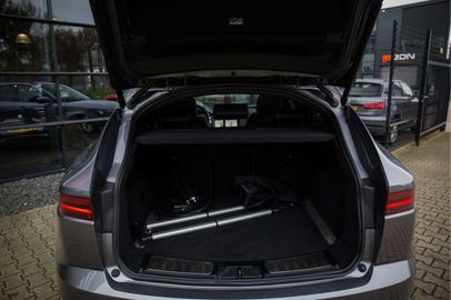 Car image 37