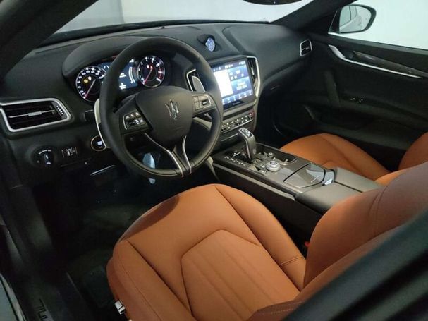 Maserati Ghibli GT 243 kW image number 13