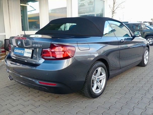 BMW 220i Cabrio Advantage 135 kW image number 5