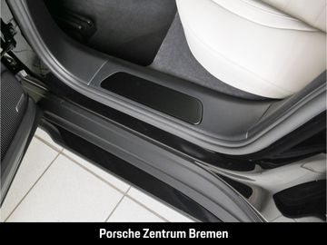 Car image 45