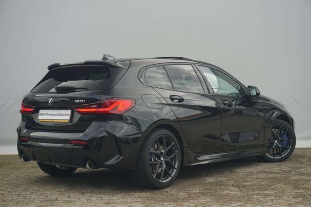 BMW 120i M Sport 131 kW image number 3