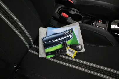 Car image 38
