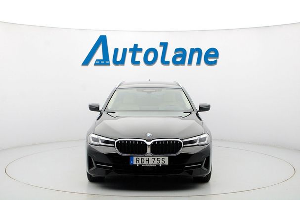 BMW 520d Touring xDrive 140 kW image number 3