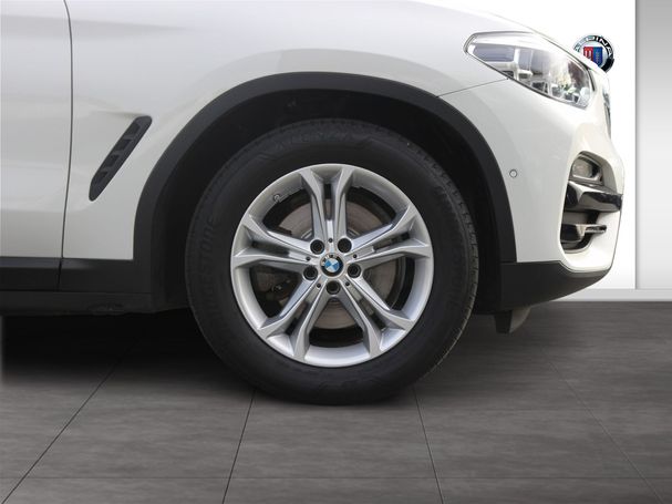 BMW X3 xDrive20d Advantage 140 kW image number 6