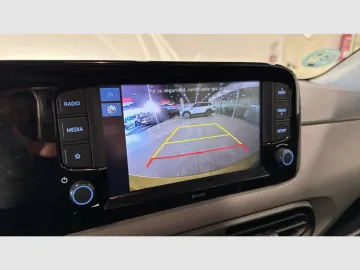 Car image 28