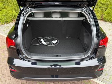 Car image 30