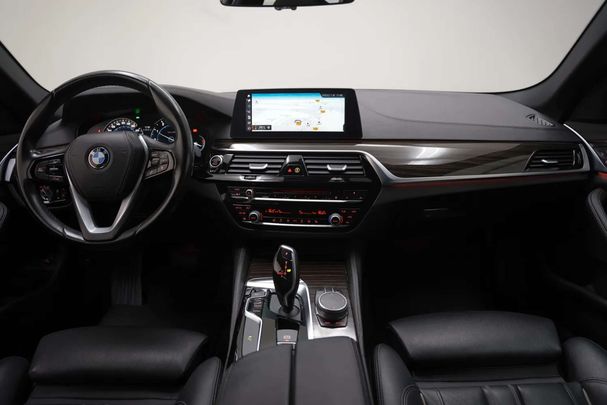 BMW 520i Touring 135 kW image number 4