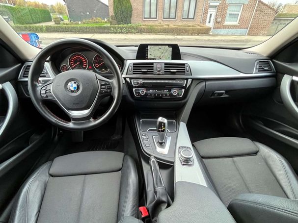 BMW 318i 100 kW image number 8