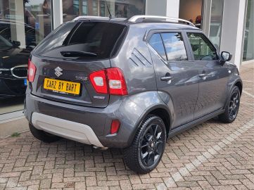 Car image 5