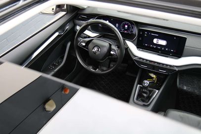 Car image 45