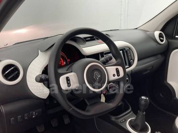 Car image 31