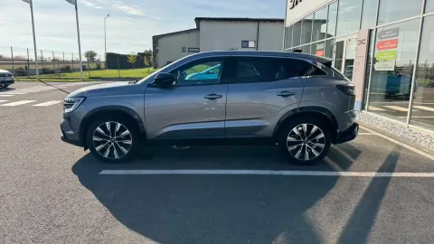 Car image 25