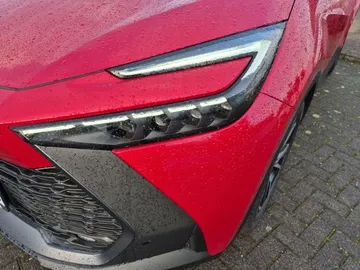 Car image 26