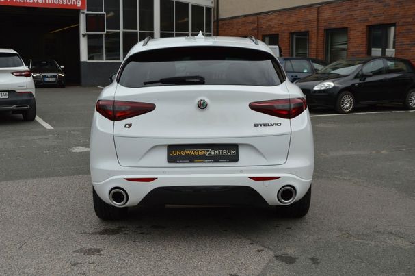 Alfa Romeo Stelvio 2.0 Turbo 206 kW image number 5