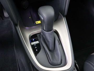 Car image 11