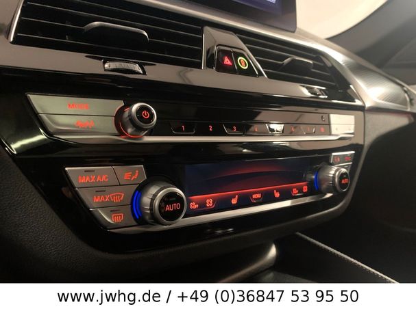 BMW 530i Touring M 180 kW image number 18